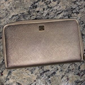 🌞 4 for $20 Nanette Lenore gold wallet wristlet